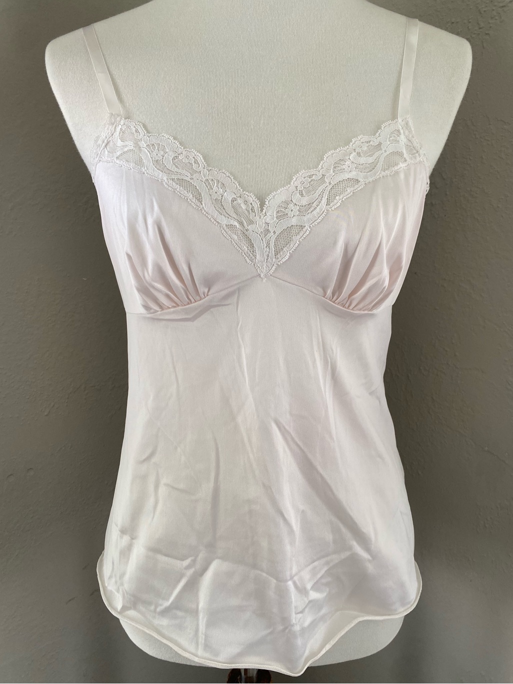 Vtg Pale Pink Lace Lingerie Ruched Camisole Coquette Balletcore Feminine Romance